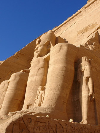 Fotos Tempel mit Himmel | Abu Simbel