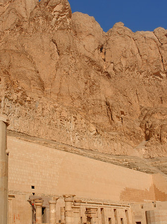 Fotos Eingang zu Tempel der Hatschepsut | 