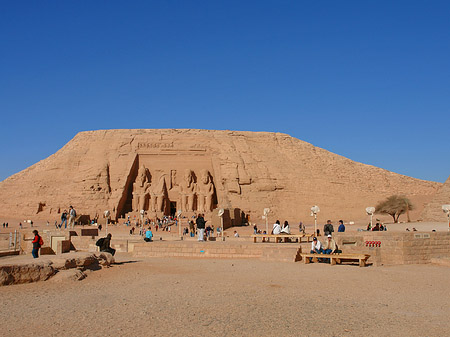 Tempel mit Himmel Foto 