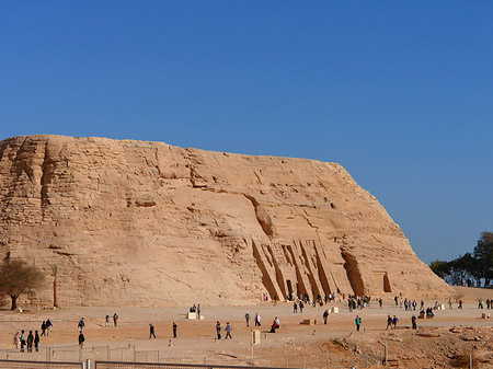 Tempel mit Himmel Foto 