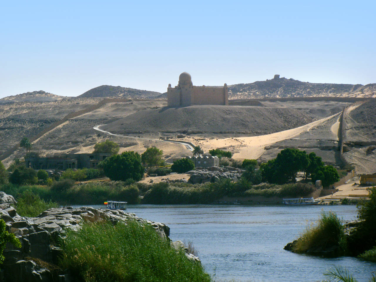 Fotos Aga Khan Mausoleum | Aswan